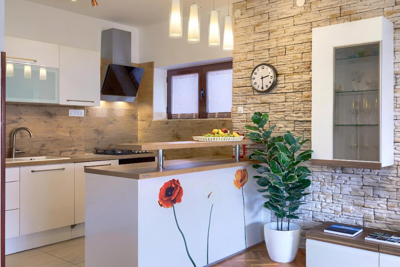 Stylish Flats With Two Bedrooms In Premantura Dış mekan fotoğraf